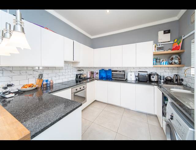 3 BEDROOM TOWNHOUSE FOR SALE IN BEACON BAY